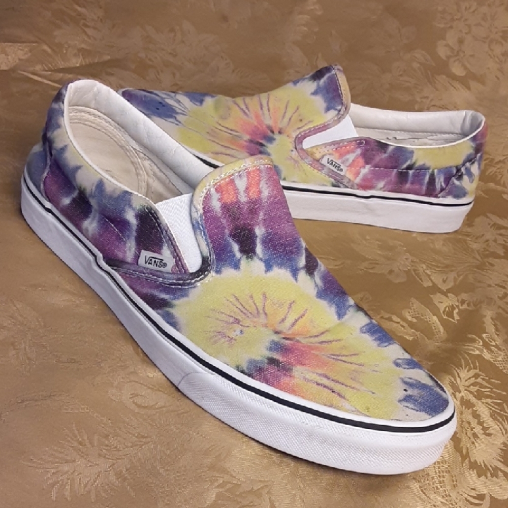 VANS Slip-On Multicolor Tie-Dye Men's 12 Women's 13.5 Shoes